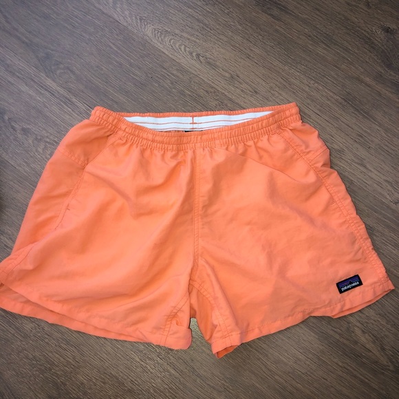 Patagonia Pants - Patagonia women’s baggie shorts